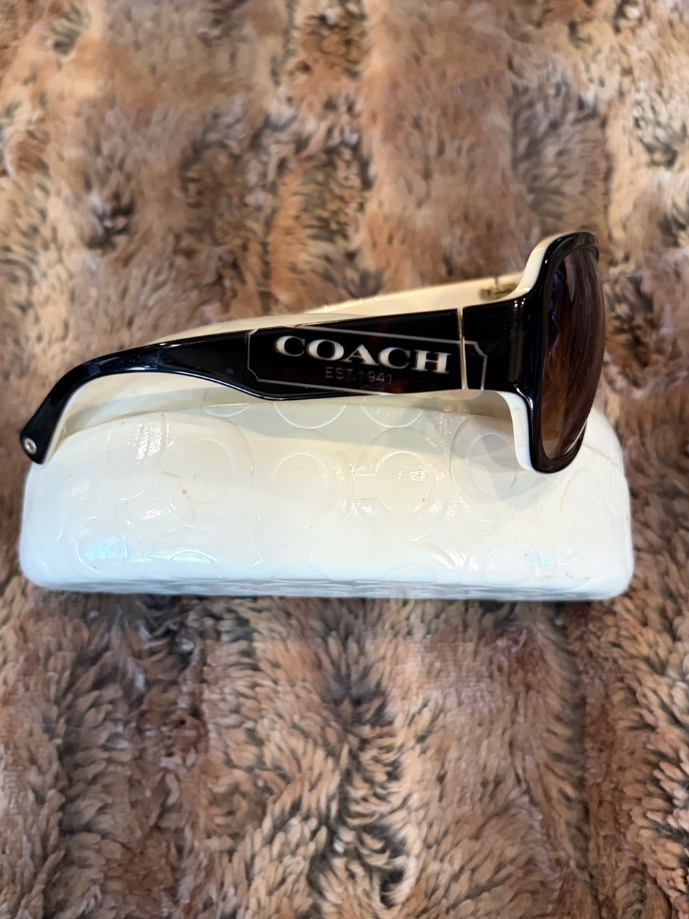 Coach Black and White Logo Sunglasses - Picture 4 of 13